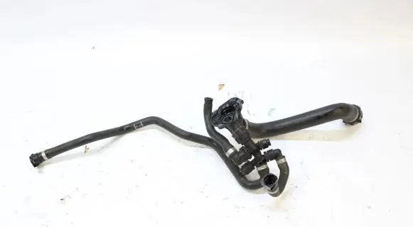 BMW 5 F10 F11 Engine coolant pipe/hose 8513834