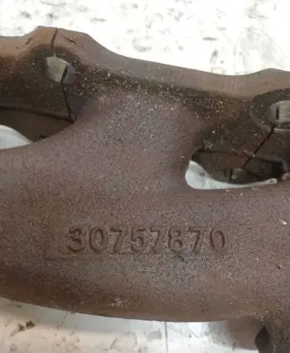 Volvo S40, V40 Exhaust manifold 30757870