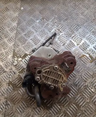 Volvo S80 Fuel injection high pressure pump 8642777 0445010043