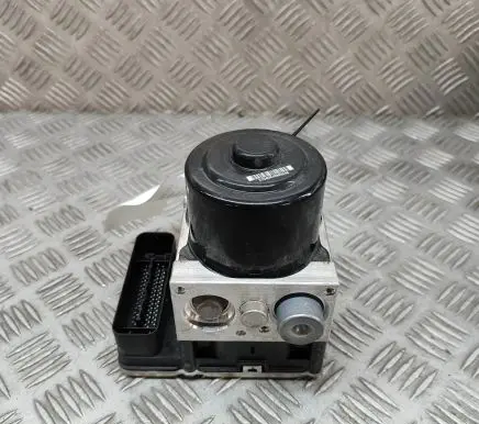 Porsche Macan (95B) ABS Pump 95B907379D