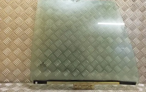 Renault 19 Rear door window glass 43R000464