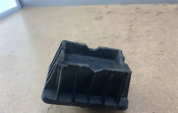 BMW 2 F45 Jacking socket point 7042974 51717042974
