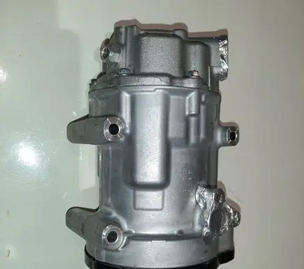 Toyota RAV 4 (XA50) Air conditioning (A/C) compressor (pump) 0424000171