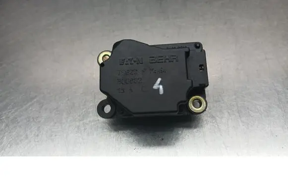 Volvo V70 Coolant heater control valve
