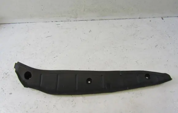 Audi A3 8Y Fender end trim 8Y0821111