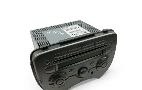 Radio/CD/DVD/GPS head unit