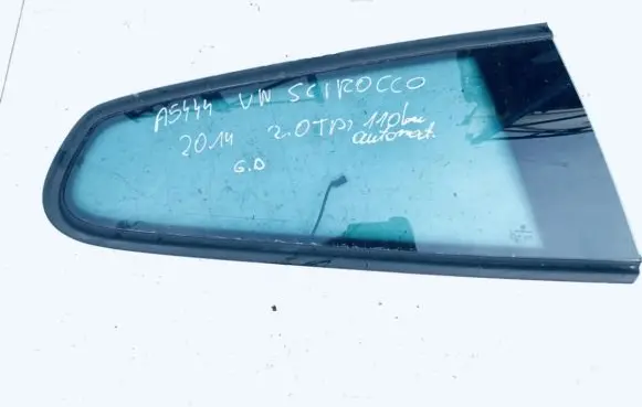 Volkswagen Scirocco Rear side window