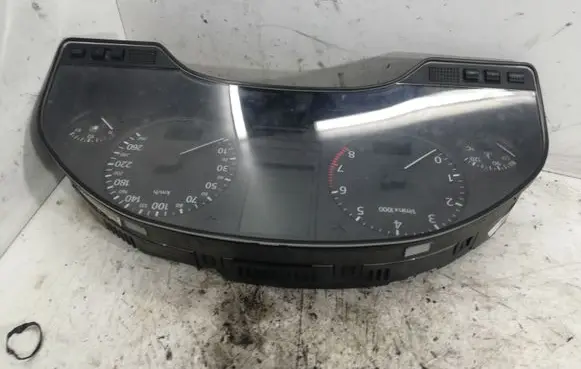 Audi A8 S8 D2 4D Speedometer (instrument cluster) 3D0919033AC
