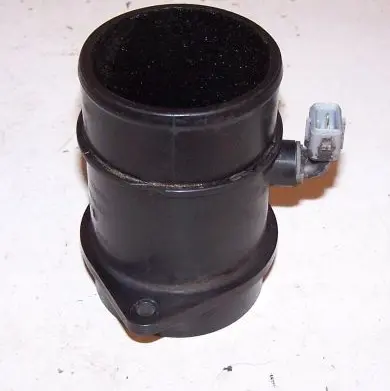 Renault Clio I Mass air flow meter 8200454482B