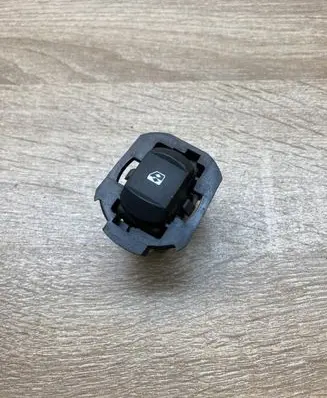 Renault Megane III Electric window control switch 