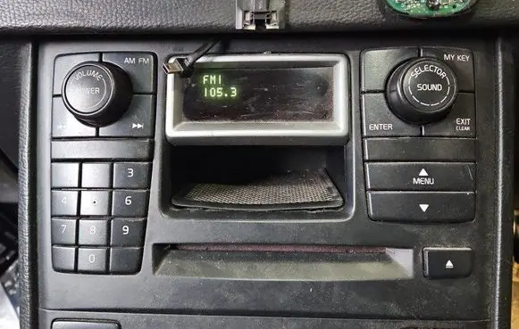Volvo XC90 Radio/CD/DVD/GPS head unit 30679227 IMPRK1509339