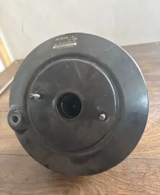 Renault Master III Brake booster 472100453r