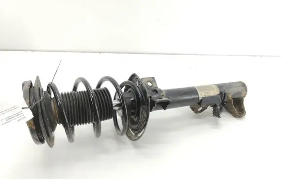 Mercedes-Benz C W204 Front shock absorber with coil spring A2043201613