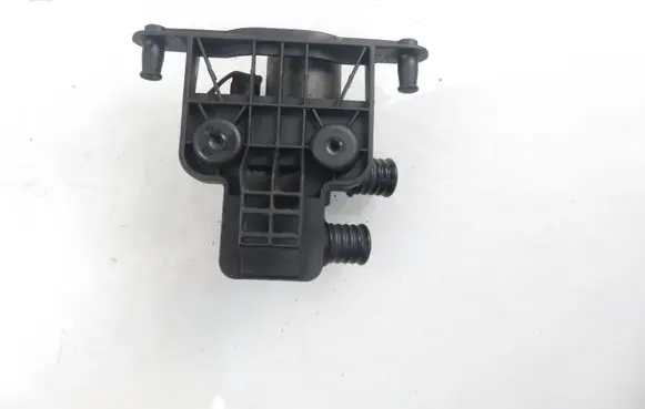 BMW 5 E39 Coolant heater control valve 8379921