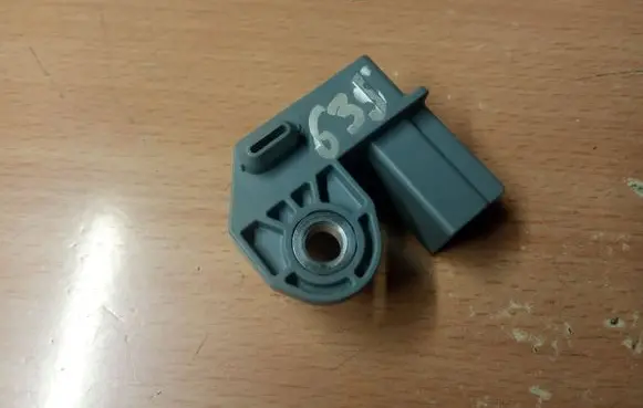 Citroen C5 Airbag deployment crash/impact sensor 9660923480 6080923480