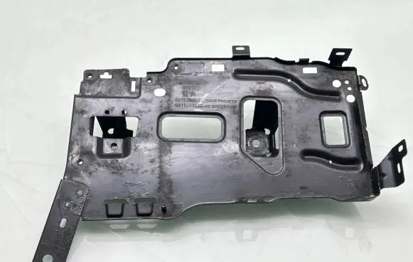 Battery tray