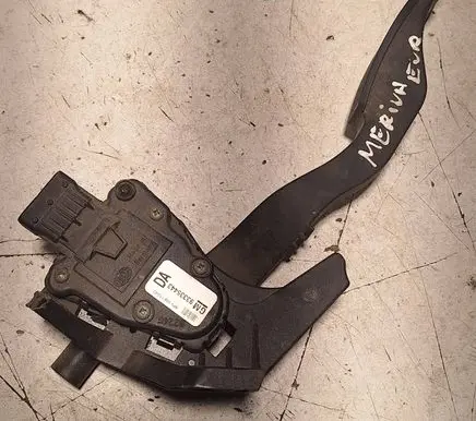 Opel Meriva A Accelerator throttle pedal 6PV00811002 93335443