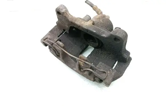 Volkswagen PASSAT B6 Front brake caliper