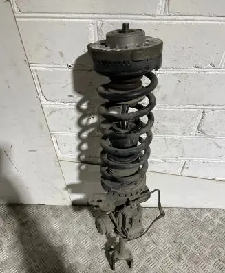 BMW 7 F01 F02 F03 F04 Front shock absorber with coil spring 6796925 F01V063V 10541310