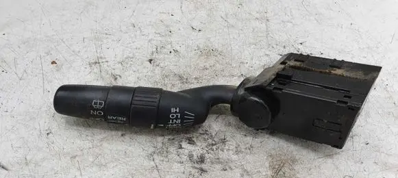 Honda CR-V Wiper control stalk M29843