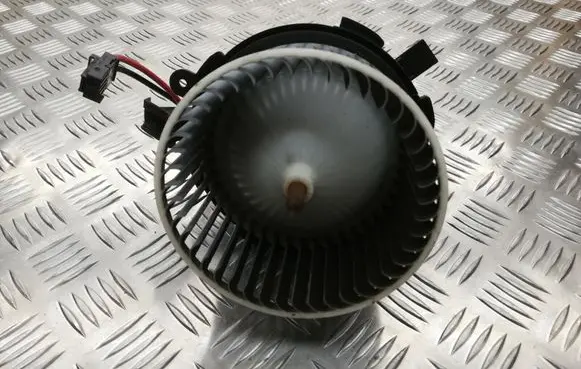 Audi A5 8T 8F Heater fan/blower X6812005