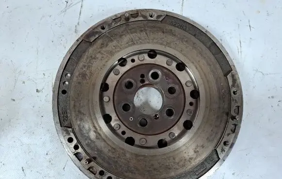 Alfa Romeo 166 Dual mass flywheel 282263