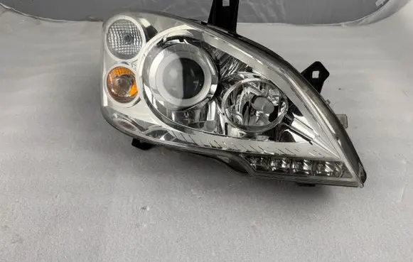Mercedes-Benz Vito Viano W639 Headlight/headlamp A6398202961