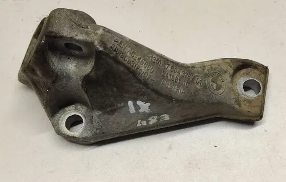 BMW X1 E84 Fuel pump bracket 7804376 24168110 13517804376