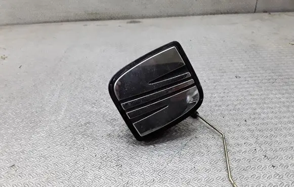 Seat Ibiza III (6L) Tailgate/trunk/boot exterior handle 6L6827573D
