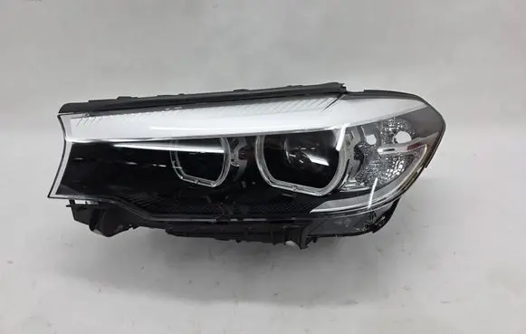 BMW 5 G30 G31 G38 Headlight/headlamp 7439199