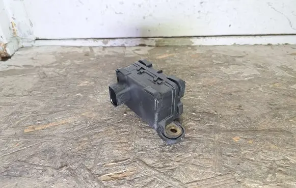 Mercedes-Benz ML W164 ESP acceleration yaw rate sensor A0045423818 10170103573