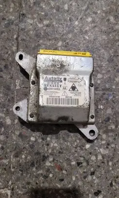 Renault Laguna II Airbag control unit/module 8200138953 D003CH10184 601958500