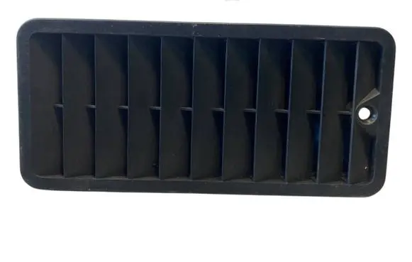 Mercedes-Benz 207 310 Quarter panel pressure vent 6018300018