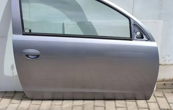 Opel Corsa C Front door 