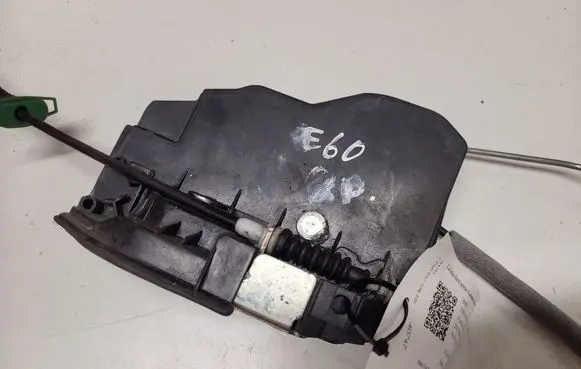 BMW 5 E60 E61 Rear door lock 7167076