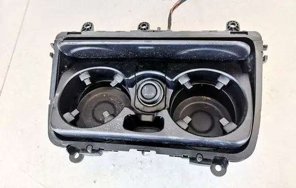 BMW 5 GT F07 Cup holder 924171402 9241714-02