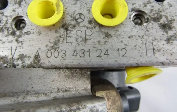 Mercedes-Benz E W210 ABS Pump a0034312412