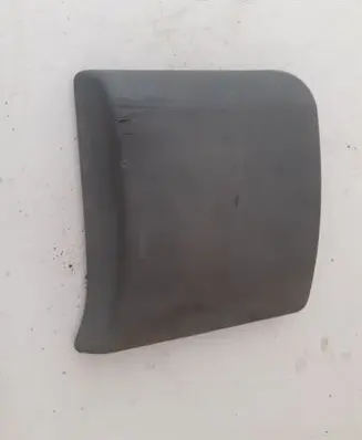 Rear fender molding trim