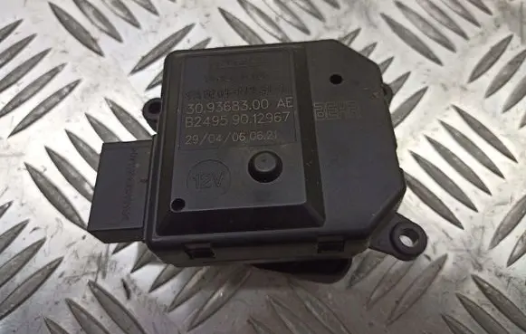 Seat Ibiza III (6L) A/C air flow flap actuator/motor 30.93683.00AE