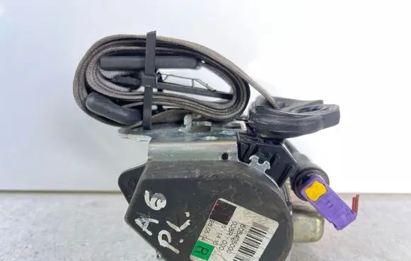 Audi A6 S6 C6 4F Front seatbelt 605405000 008R000