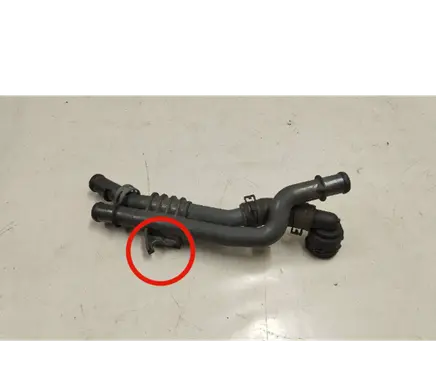 Skoda Octavia Mk4 Engine coolant pipe/hose 3q0121070t