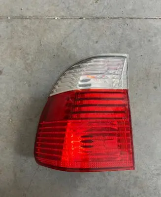 BMW 5 E39 Rear/tail lights 6902531 22102002 80301305