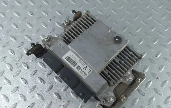 Subaru Levorg Engine control unit/module 22765AH630