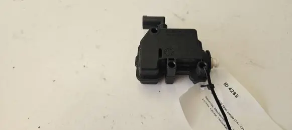 BMW 4 F36 Gran coupe Fuel tank cap lock motor 7270792 1753701011
