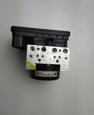 Nissan Navara D23 ABS Pump 476604JK1B