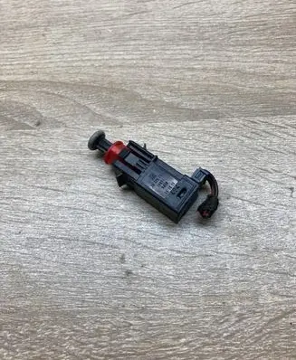 Opel Vectra C Brake pedal sensor switch 13178792