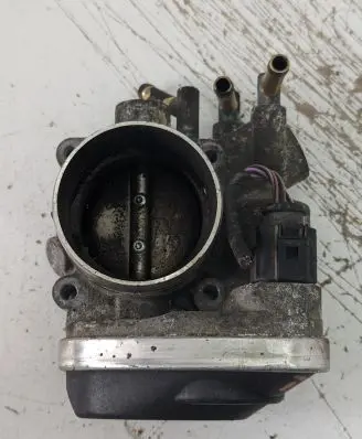 Volkswagen Touran I Throttle valve A2C53093430 06A133062AT