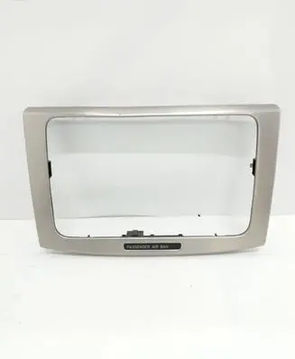 Volkswagen PASSAT B6 Radio/GPS head unit trim 3C0858069ag