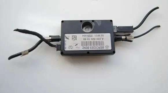 KIA Ceed Aerial antenna amplifier A2308201889