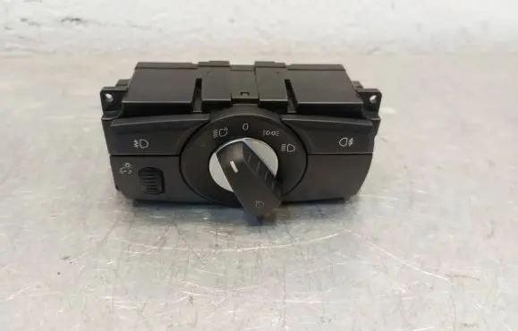 BMW X5 E70 Light switch 9134726